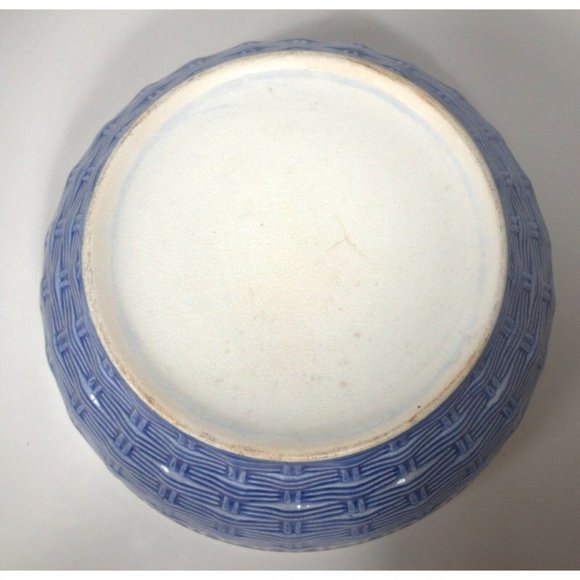 Vintage stoneware basket weave mixing bowl, blue 9" serving Bowl, ironstone pott - Picture 9 of 10